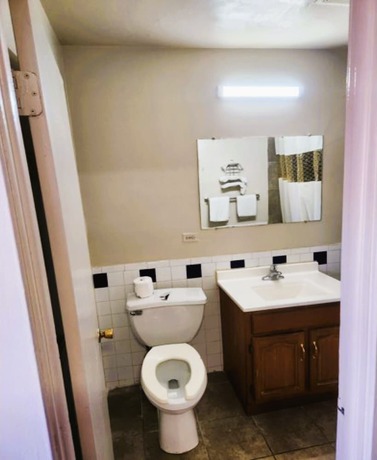 Imagen de la habitación del Hotel Manor By OYO Near Oak Brook/Chicago Westchester. Foto 17