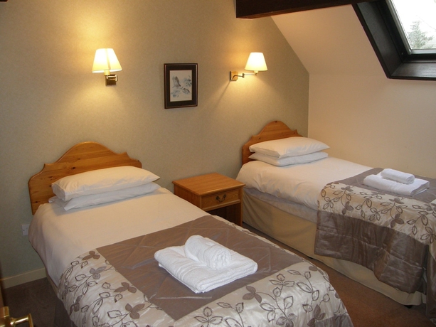 Imagen de la habitación del Hotel Manor Court Club. Foto 5