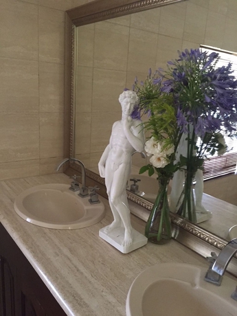 Imagen de la habitación del Hotel Manor Estate. Foto 4