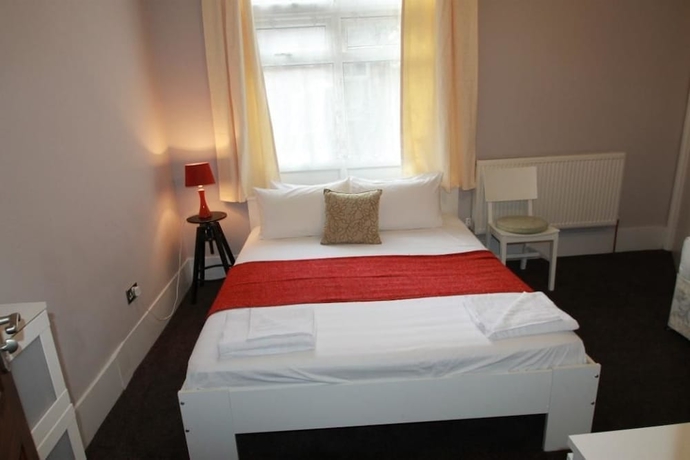 Imagen de la habitación del Hotel Manor House London. Foto 13