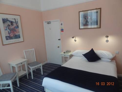 Imagen general del Hotel Manor, Londres. Foto 2