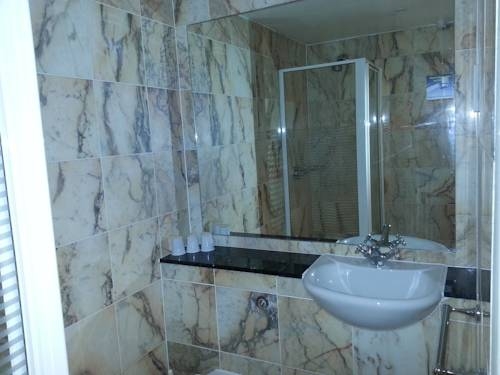 Imagen general del Hotel Manor, Londres. Foto 4