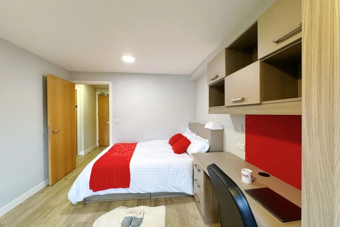 Imagen de la habitación del Hotel Manor Park Court. Foto 3