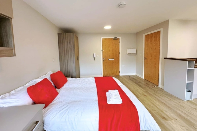 Imagen de la habitación del Hotel Manor Park Court. Foto 12