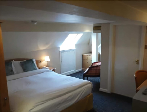 Imagen de la habitación del Hotel Manor, Slough. Foto 6