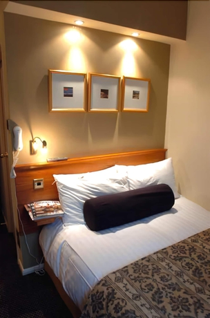 Imagen de la habitación del Hotel Manor, Slough. Foto 12