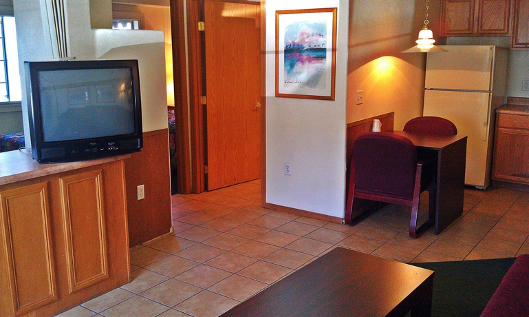 Imagen de los interiores del Hotel Manor Suites. Foto 8