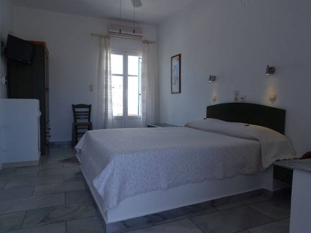 Imagen de la habitación del Hotel Manos. Foto 9