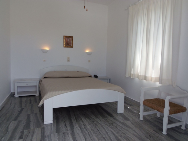 Imagen de la habitación del Hotel Manos. Foto 12