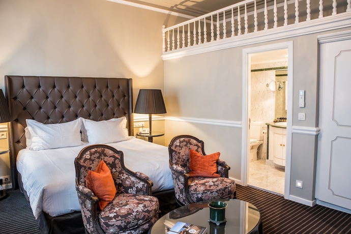 Imagen de la habitación del Hotel Manos Premier. Foto 4