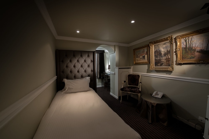 Imagen de la habitación del Hotel Manos Premier. Foto 8