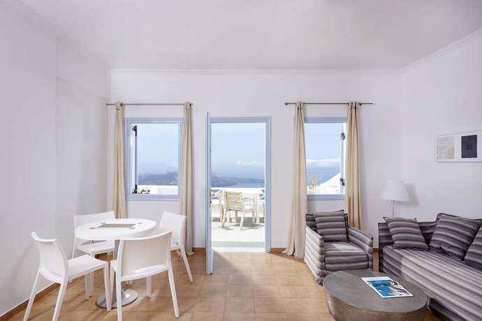 Imagen de la habitación del Hotel Manos Small World. Foto 2