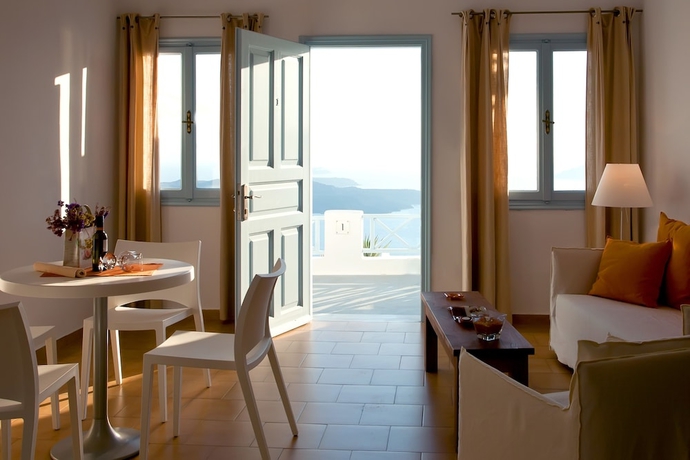 Imagen de la habitación del Hotel Manos Small World. Foto 4