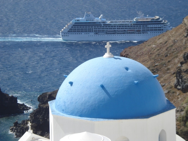 Imagen de los interiores del Hotel Manos Small World. Foto 19