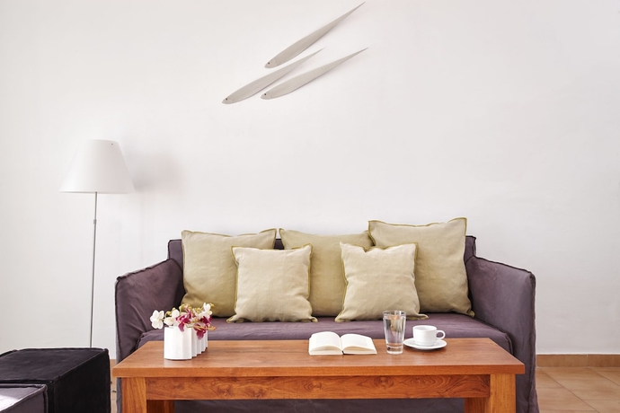 Imagen de la habitación del Hotel Manos Small World. Foto 9