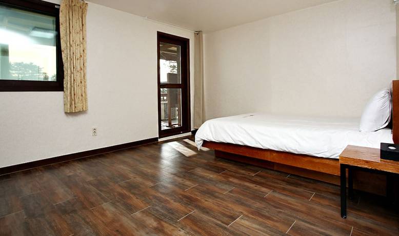 Imagen de la habitación del Hotel Manripo Hotel. Foto 3