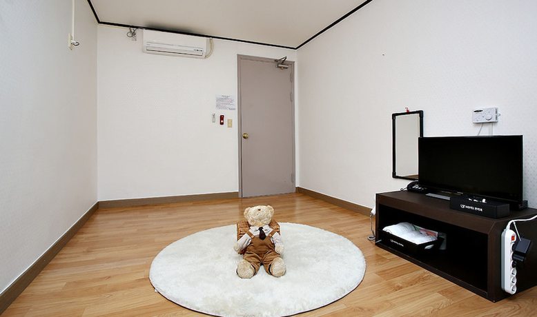 Imagen de la habitación del Hotel Manripo Hotel. Foto 17