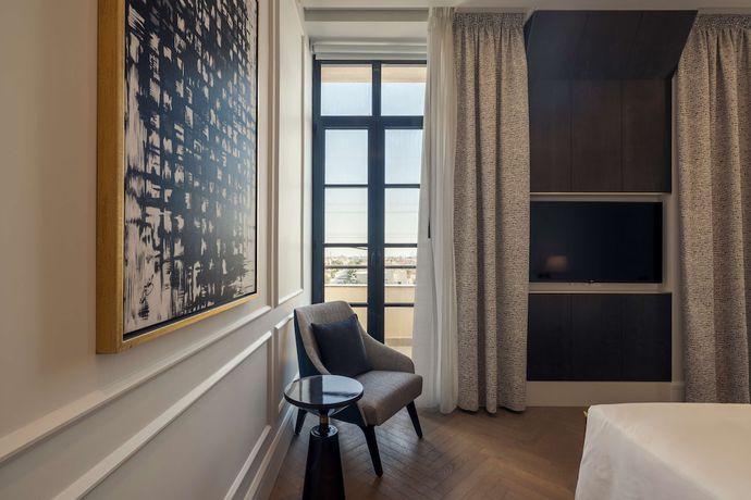 Imagen de la habitación del Hotel Mansard Riyadh, A Radisson Collection. Foto 4