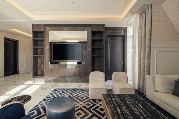 Imagen de la habitación del Hotel Mansard Riyadh, A Radisson Collection. Foto 8