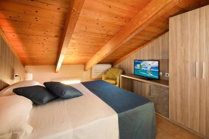 Imagen general del Hotel Mansarda Cannes. Foto 2