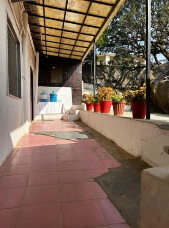 Imagen general del Hotel Mansarovar, Abu Road. Foto 3