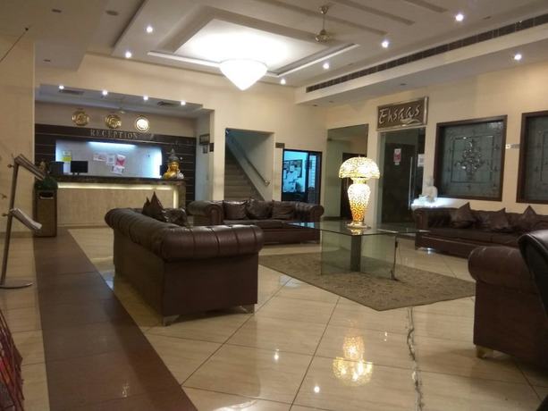Imagen de los interiores del Hotel Mansarover Paradise. Foto 19