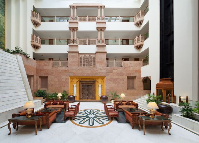 Imagen de los interiores del Hotel Mansingh. Foto 26