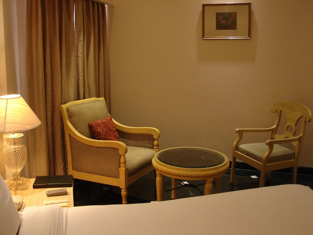 Imagen de la habitación del Hotel Mansingh Palace. Foto 9