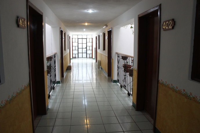 Imagen de los interiores del Hotel Mansi&oacute;n Del Cantador. Foto 11