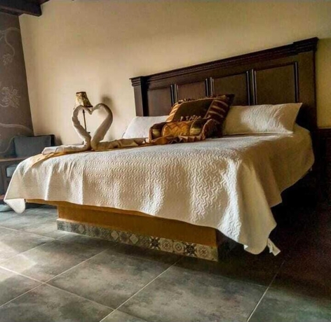 Imagen de la habitación del Hotel Mansi&oacute;n Leonor. Foto 6