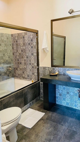 Imagen de la habitación del Hotel Mansi&oacute;n Leonor. Foto 13