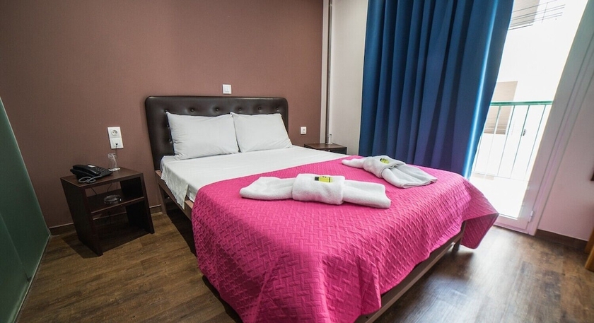 Imagen de la habitación del Hotel Mansion, Atenas. Foto 13