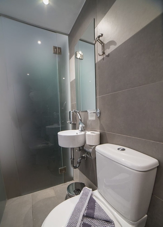 Imagen de la habitación del Hotel Mansion, Atenas. Foto 15