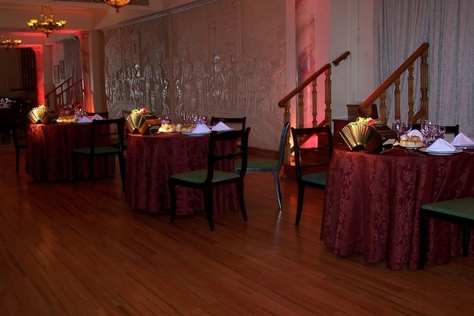 Imagen general del Hotel Mansion Dandi Royal. Foto 6
