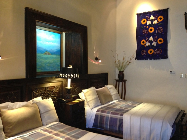 Imagen de la habitación del Hotel Mansion Iturbe. Foto 5