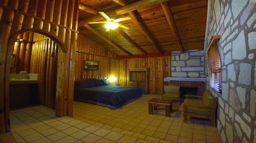 Imagen de la habitación del Hotel Mansion Tarahumara. Foto 11