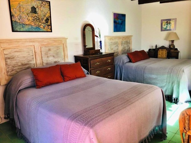 Imagen de la habitación del Hotel Mansion del Bosque. Foto 14