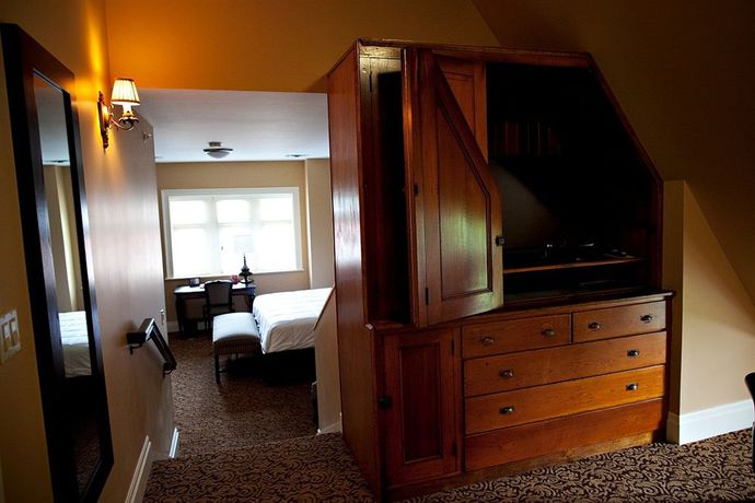 Imagen de los interiores del Hotel Mansions On Fifth. Foto 8