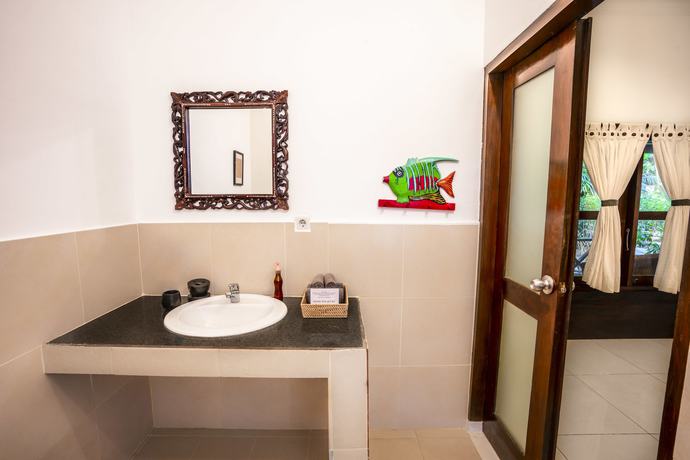 Imagen de la habitación del Hotel Manta Dive Resort Gili Air. Foto 17