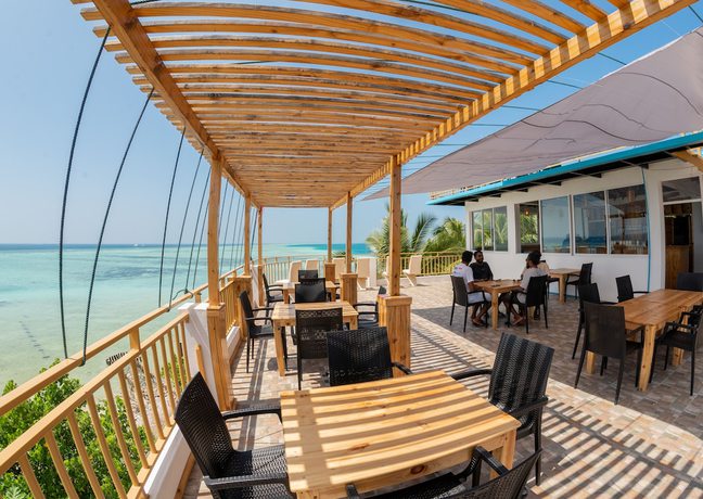 Imagen del bar/restaurante del Hotel Manta Sea View. Foto 10