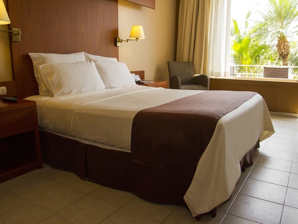 Imagen de la habitación del Hotel Mantahost. Foto 11