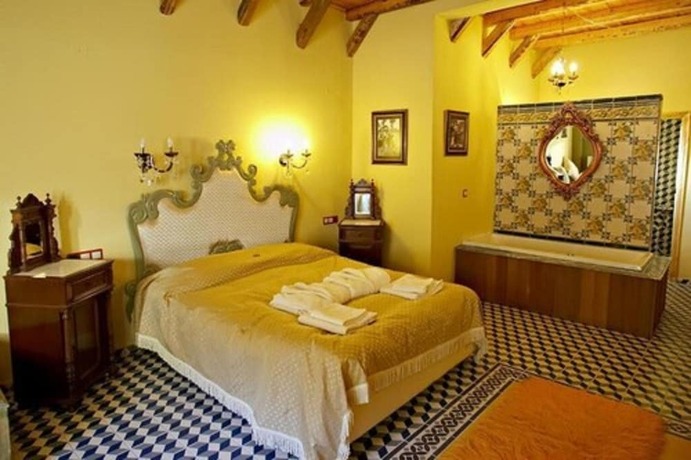 Imagen de la habitación del Hotel Mantania Tower. Foto 12