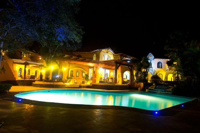 Imagen de la piscina del Hotel Mantaraya Lodge. Foto 17