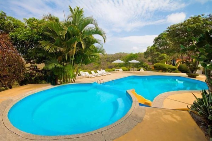 Imagen de la piscina del Hotel Mantaraya Lodge. Foto 19