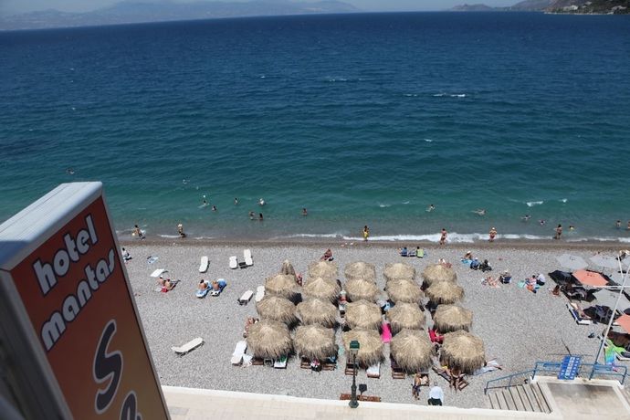Imagen de los exteriores del Hotel Mantas Seaside Boutique. Foto 17