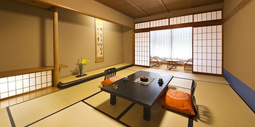 Imagen de la habitación del Hotel Manten No Tsujinoya, Komatsu. Foto 15