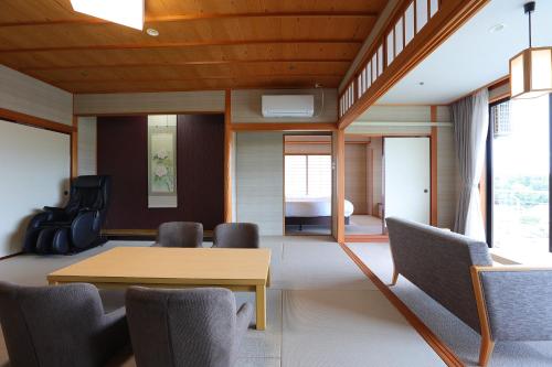 Imagen de la habitación del Hotel Manten no Tsujinoya, Komatsu. Foto 19