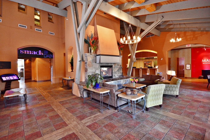 Imagen de los interiores del Hotel Manteo At Eldorado Resort. Foto 10