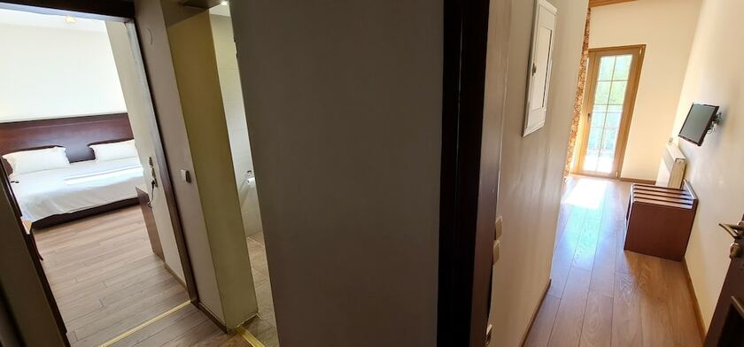 Imagen de la habitación del Hotel Manthos Mountain Resort and Spa. Foto 11