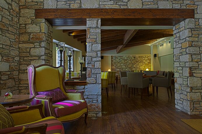 Imagen general del Hotel Manthos Mountain Resort and Spa. Foto 2
